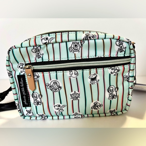 Petunia Pickle Bottom Adventurer Belt Bag - Picture 5 of 5